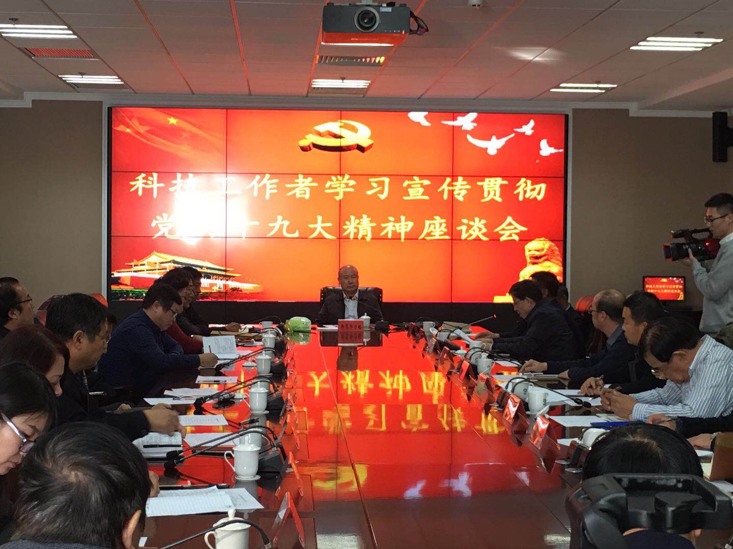 微信图片_20171122172426.jpg